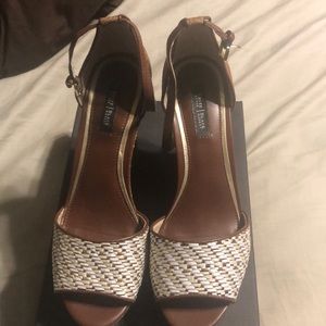 Multi colored wedges